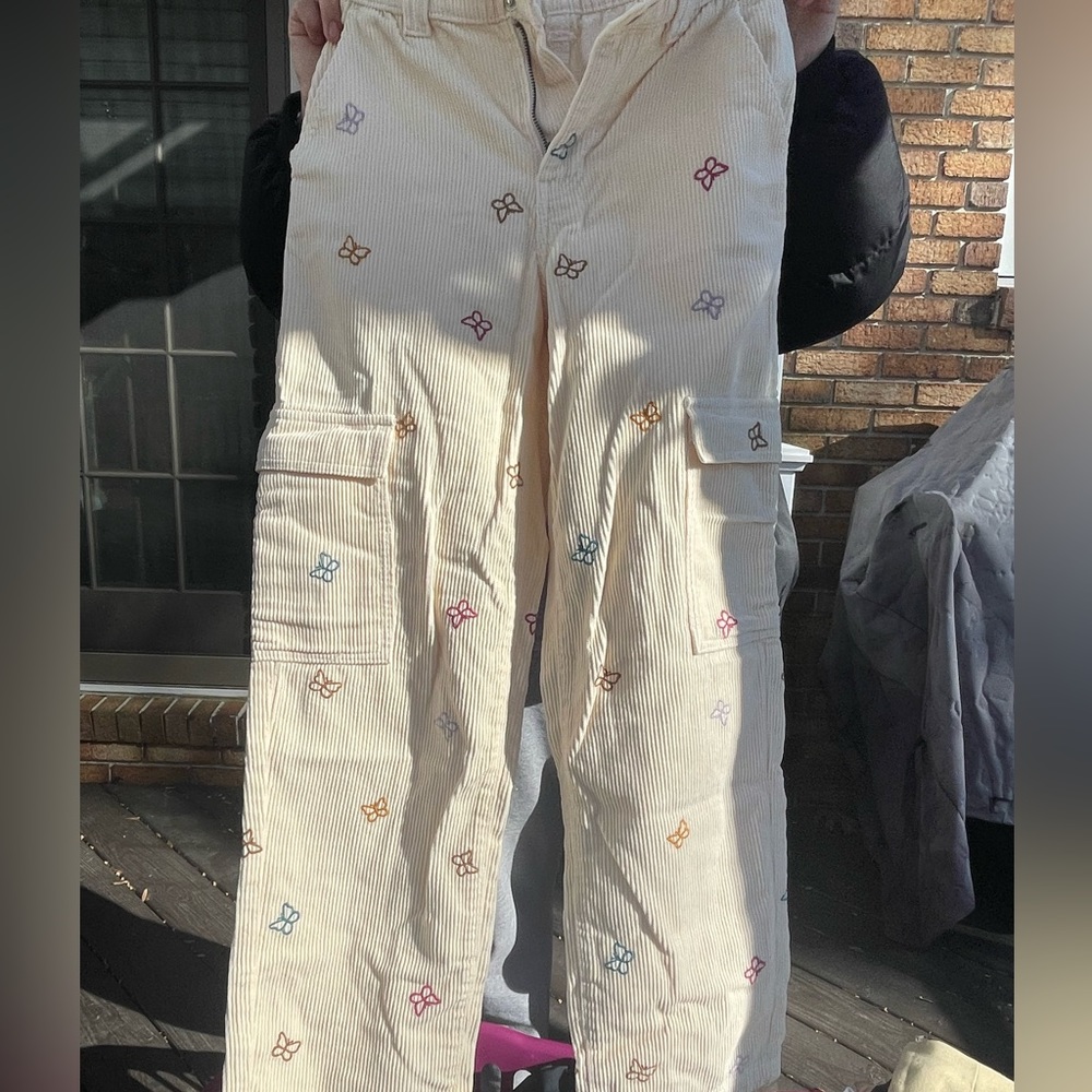 Butterfly cargo pants
